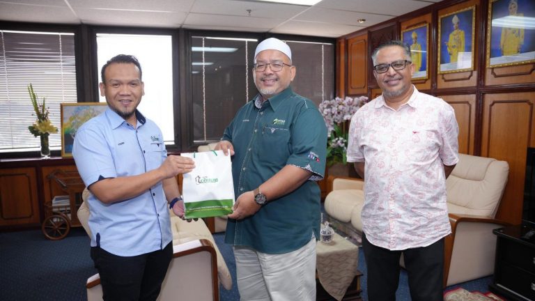 Kunjung Hormat Exco Jawatankuasa Kesihatan, Perumahan dan Kerajaan Tempatan Negeri TerengganuKunjung Hormat Exco