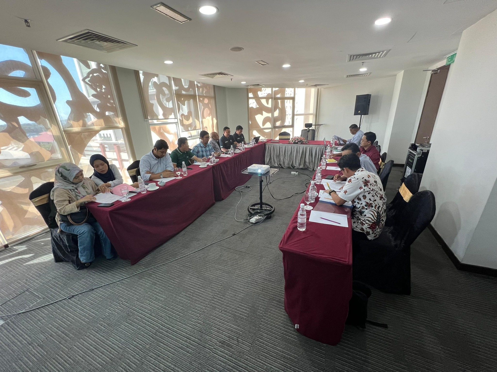 Mesyuarat Perbincangan antara Terengganu Telecommunications Sdn. Bhd. (Tcomm) bersama Deployment Partners (DP) Kali Ke-2 Bagi Tahun 2024.