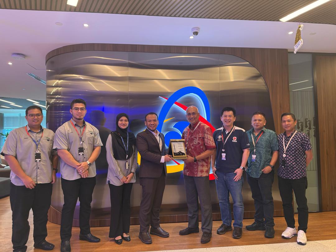 Kunjung Hormat TCOMM ke Digital Nasional Berhad (DNB)